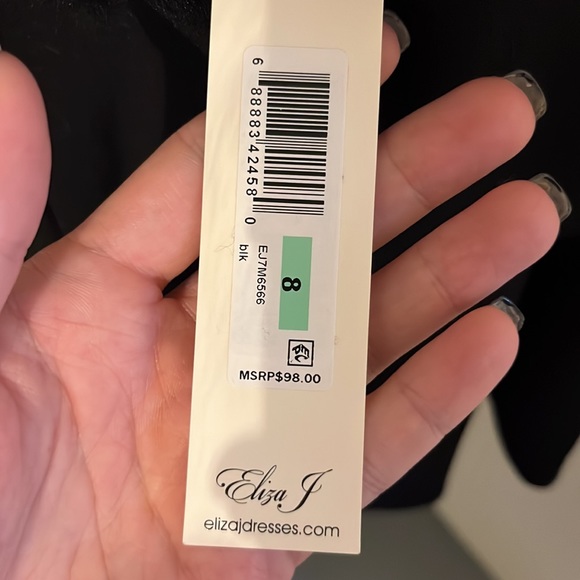 NWT Eliza J One-Shoulder Black Bell Sleeve Top - Picture 6 of 8